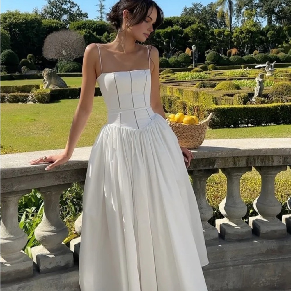 Commense Strapless White Dress